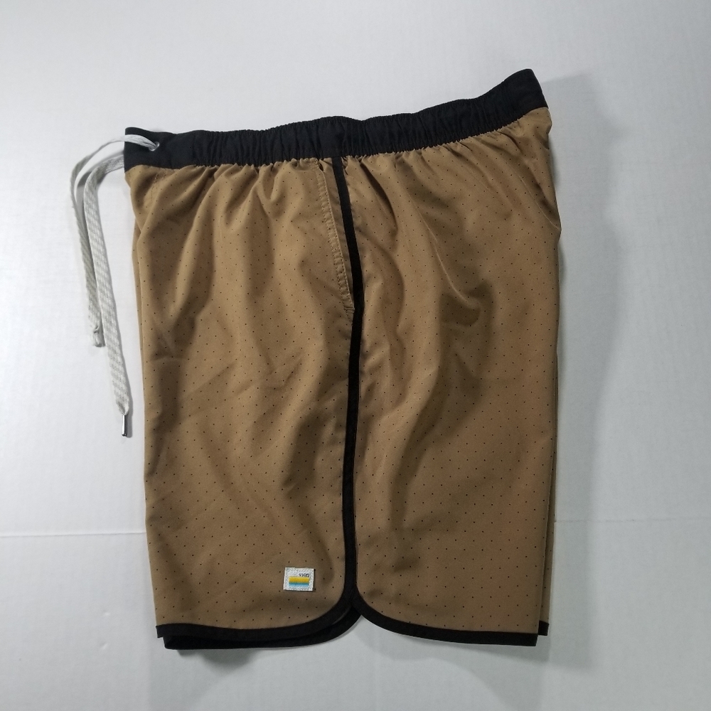 Vuori Banks Large L Khaki Tan Polka Dot Linerless Shorts Pockets Men’s  7"
